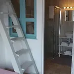 Puravida Divehouse