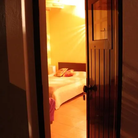 Puravida Divehouse Bed & Breakfast *