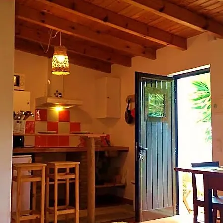 Puravida Divehouse Couette-café