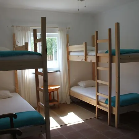 לינה וארוחת בוקר Puravida Divehouse
