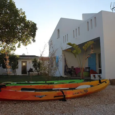 לינה וארוחת בוקר Puravida Divehouse