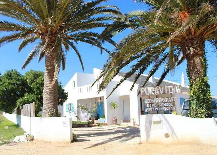 Bed & Breakfast Puravida Divehouse